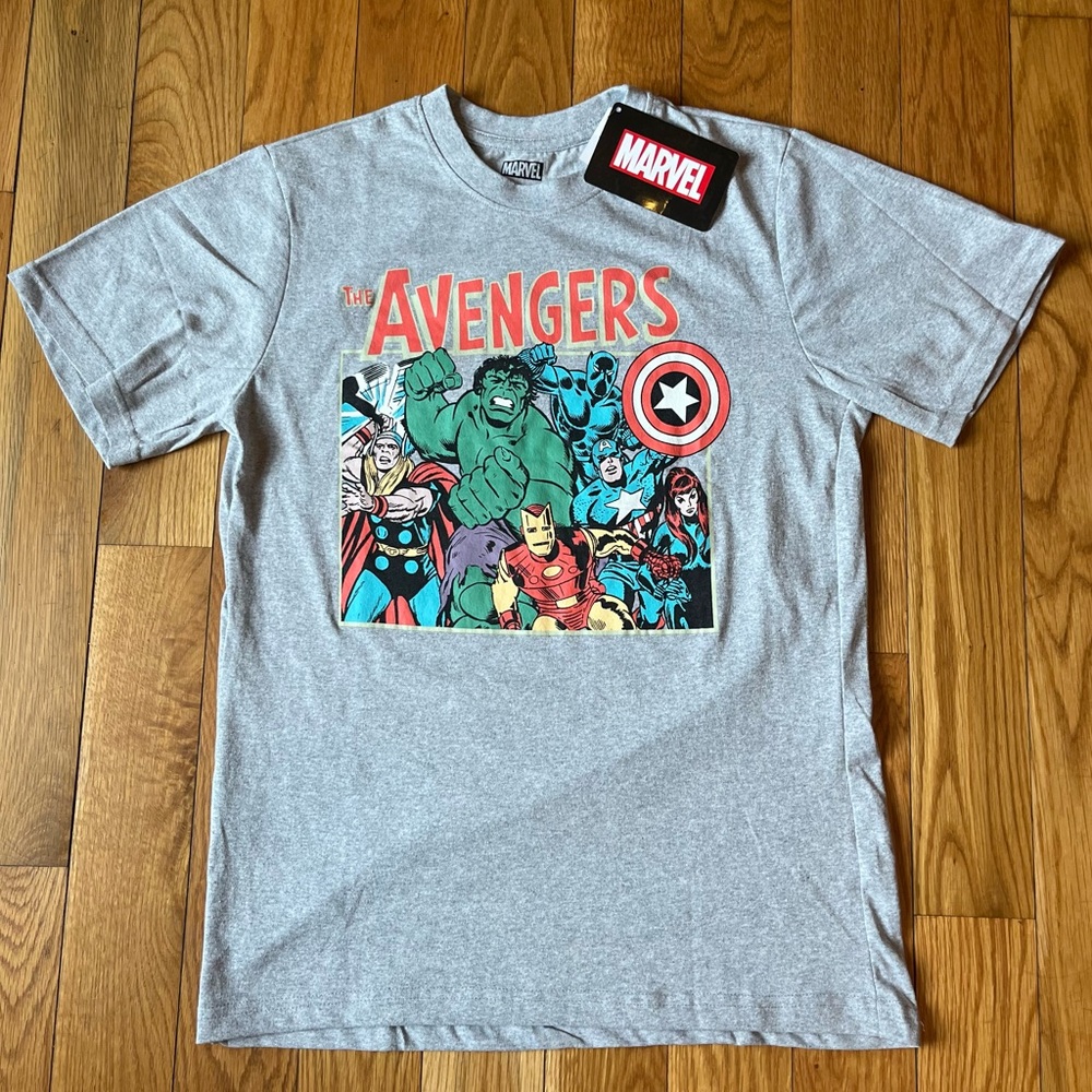 Disney Marvel The Avengers Officially Licensed Heather Grey Graphic Shirt NWT B